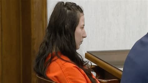 Wisconsin woman sentenced for killing and dismembering ex。